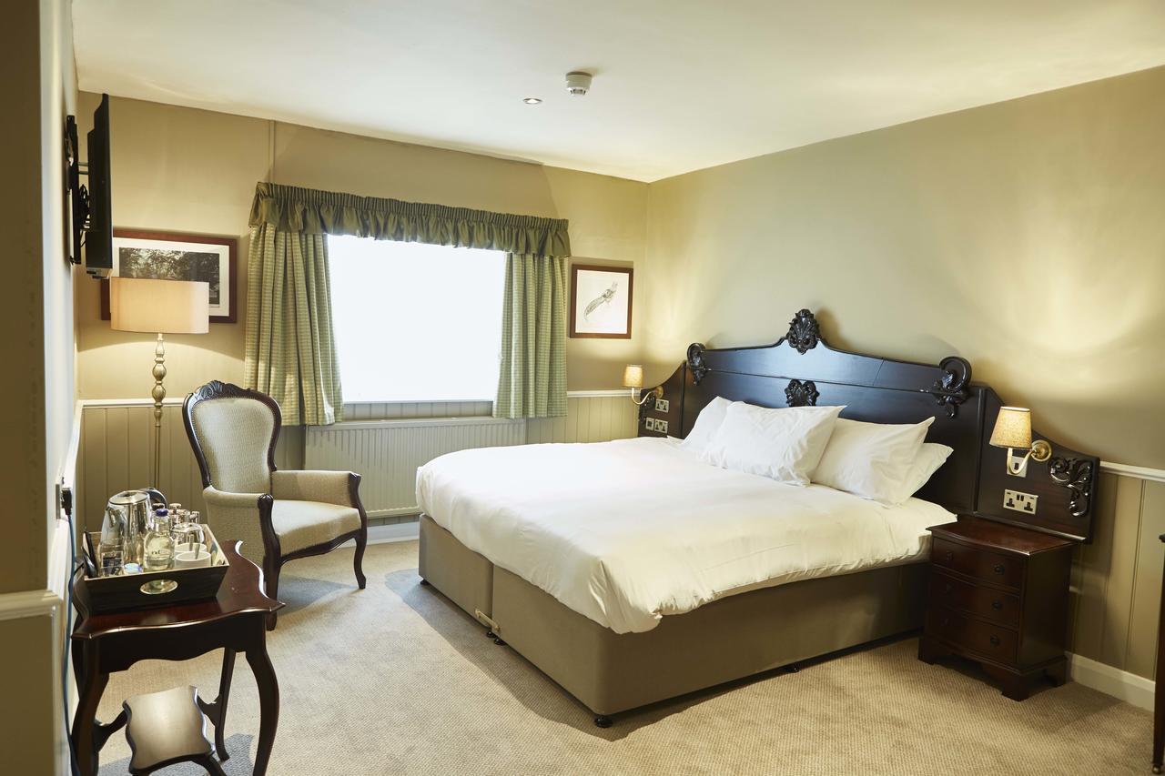 The Golden Pheasant Hotel Knutsford Exterior photo